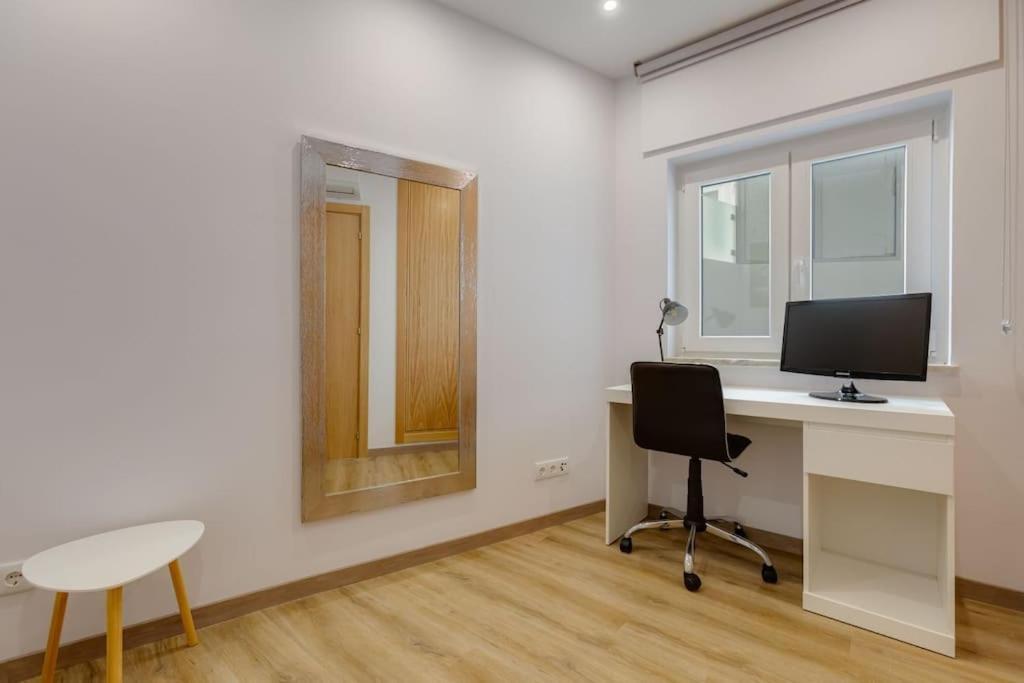 Yollaapartment Lagos Luaran gambar
